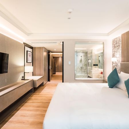 Citrus Suites Sukhumvit 6 By Compass Hospitality Бангкок Екстер'єр фото